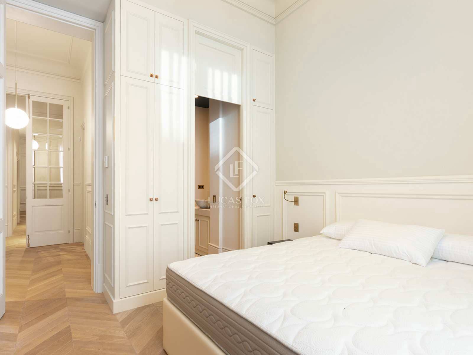 3 bedroom Apartment for rent in Barcelona city - € 5,000 (Ref: 8316943)