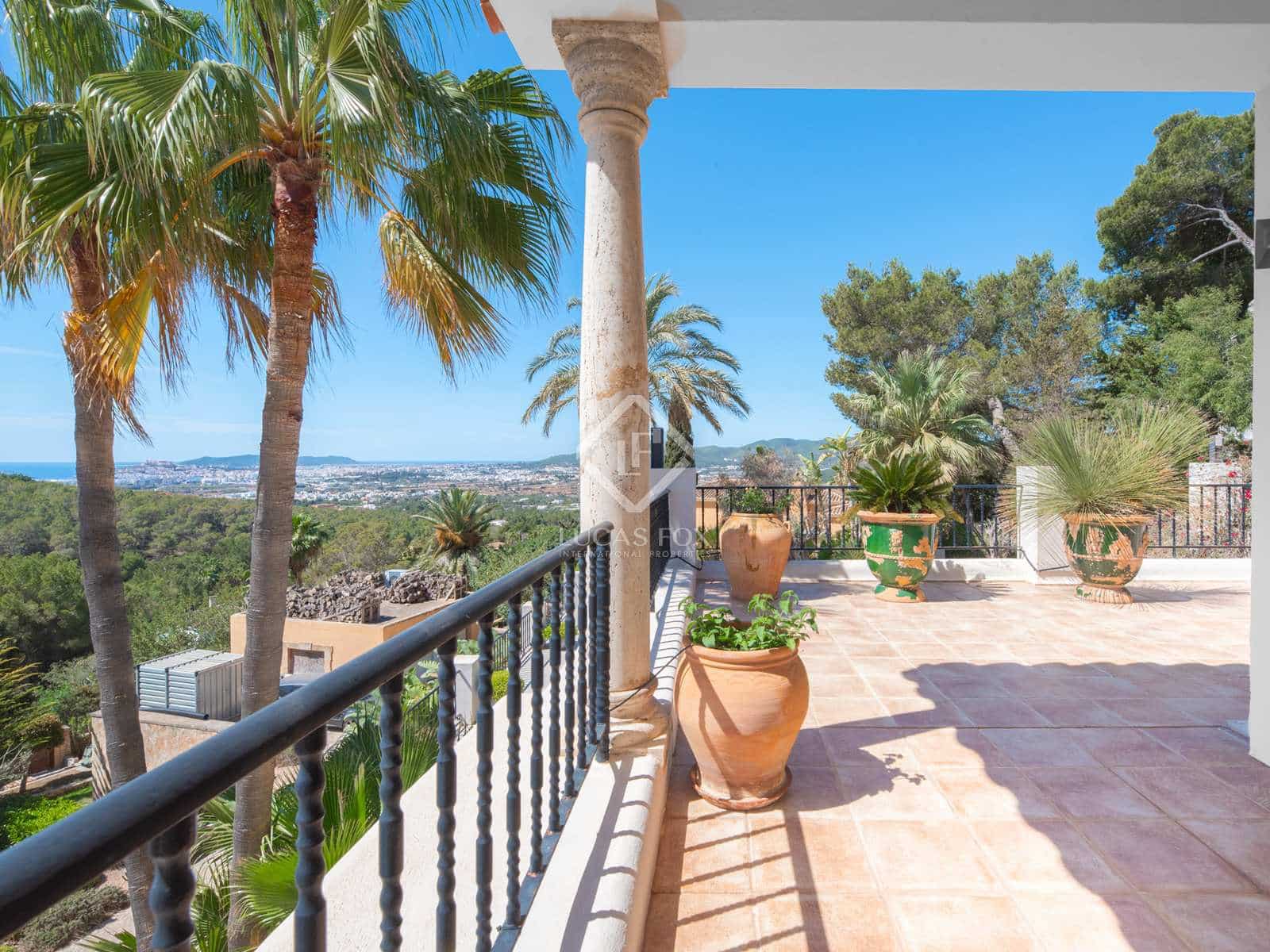 3 sovrum Villa till salu i Ibiza stad med pool garage - 3 950 000 € (Ref: 8321385)