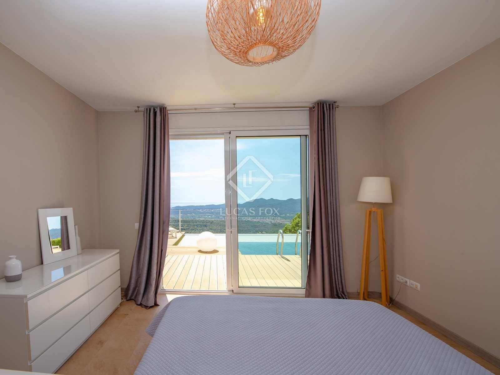 4 soveværelse Villa til salg i Santa Cristina d'Aro med swimmingpool - € 885.000 (Ref: 8323473)