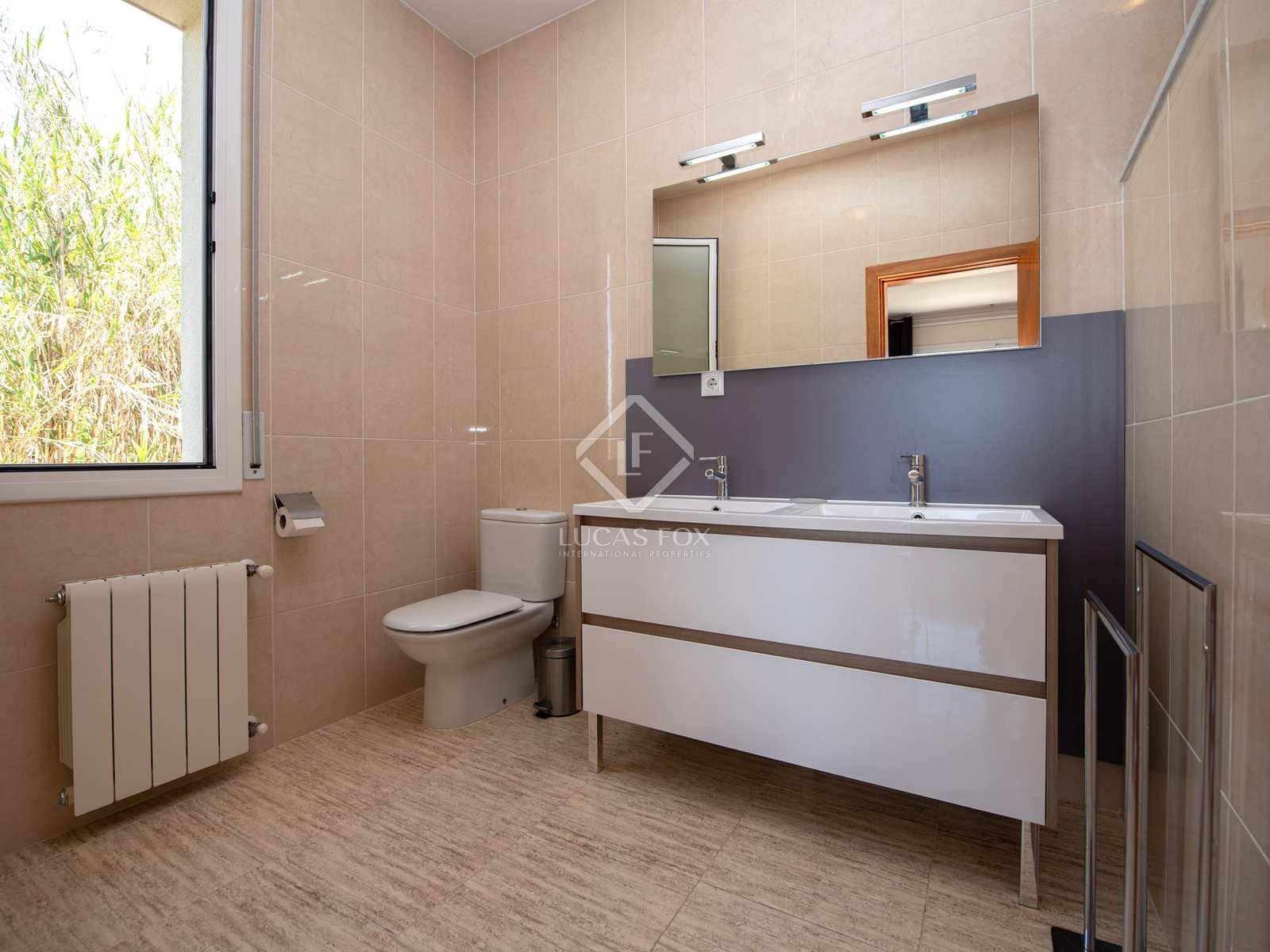 4 soveværelse Villa til salg i Santa Cristina d'Aro med swimmingpool - € 885.000 (Ref: 8323473)