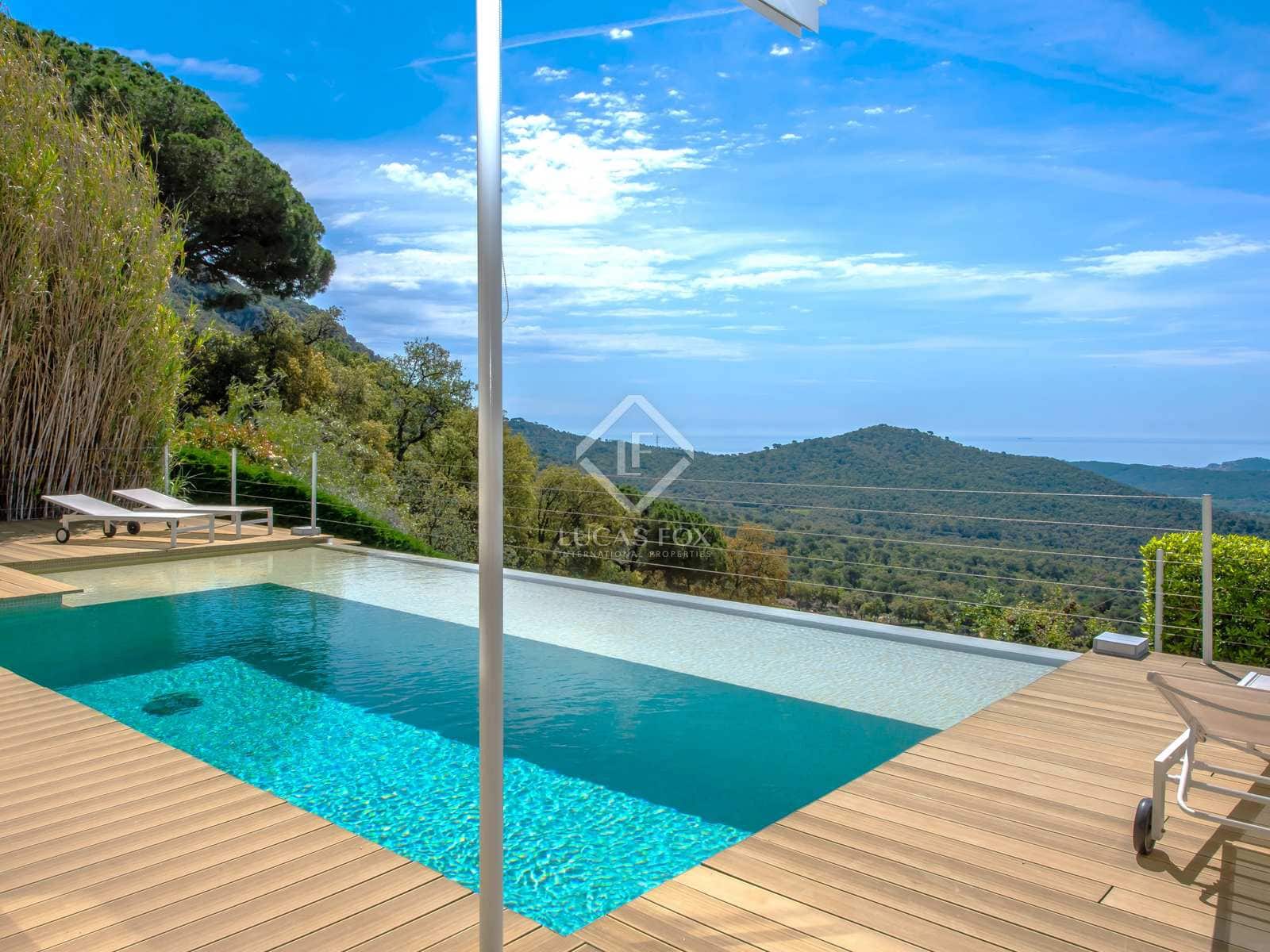 4 soveværelse Villa til salg i Santa Cristina d'Aro med swimmingpool - € 885.000 (Ref: 8323473)