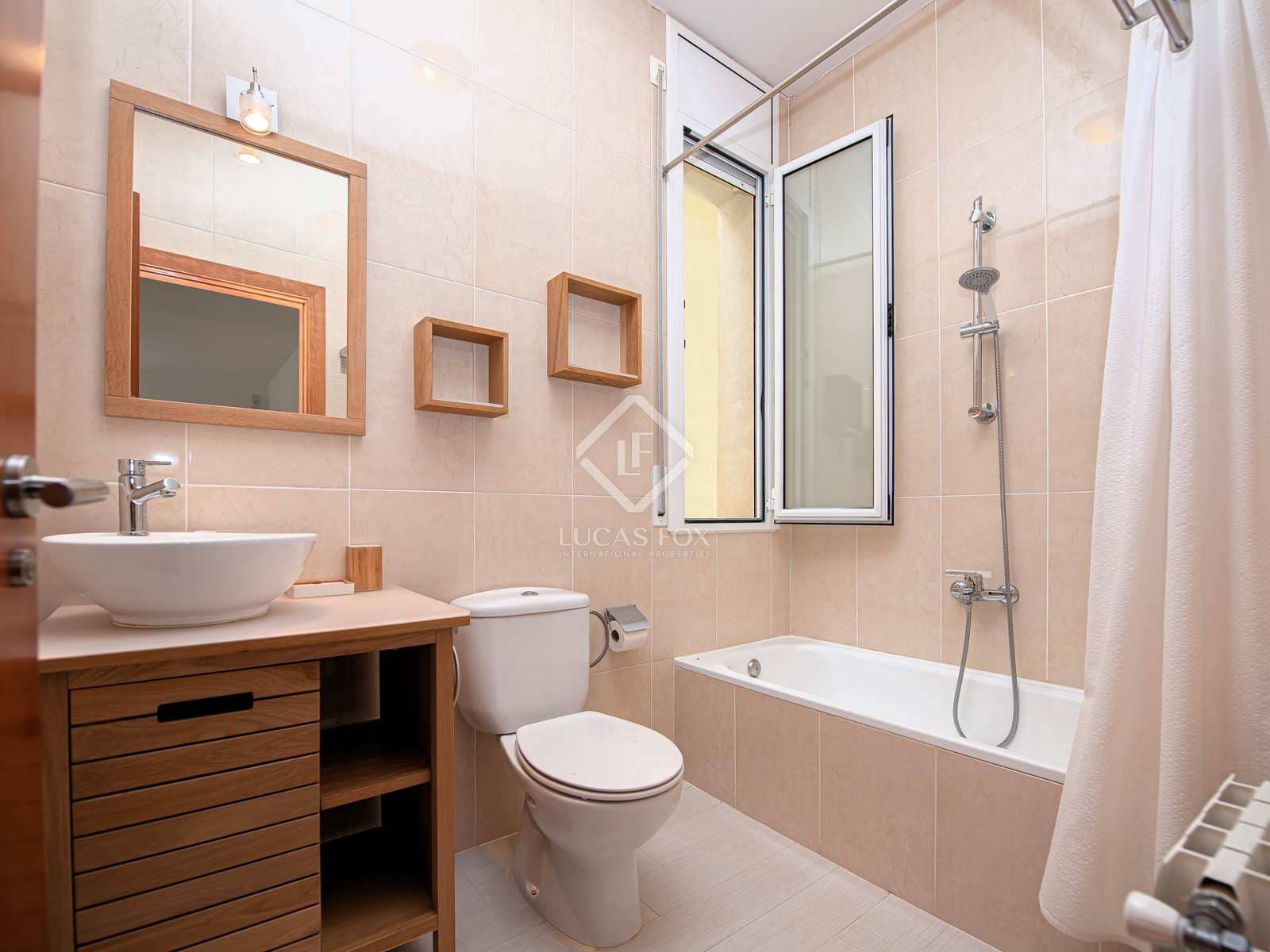 4 soveværelse Villa til salg i Santa Cristina d'Aro med swimmingpool - € 885.000 (Ref: 8323473)