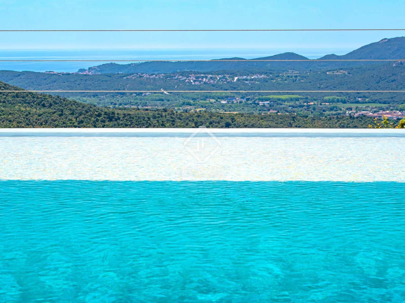 4 soveværelse Villa til salg i Santa Cristina d'Aro med swimmingpool - € 885.000 (Ref: 8323473)