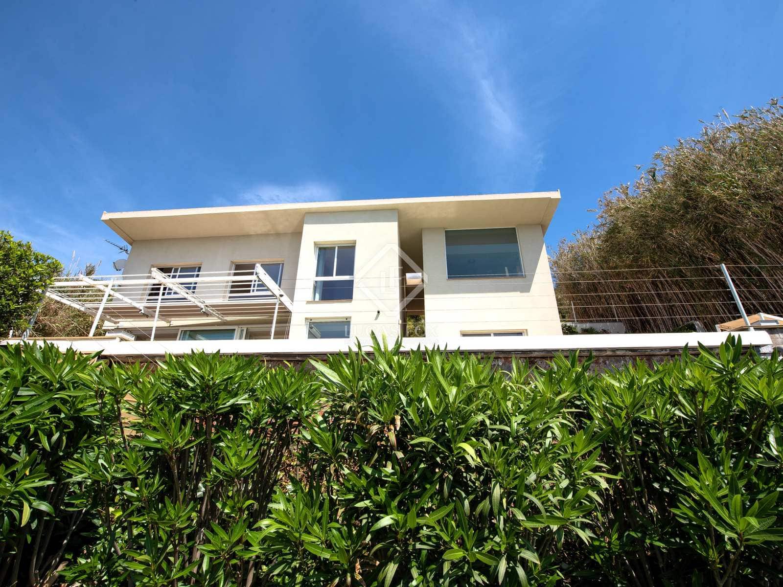 4 soveværelse Villa til salg i Santa Cristina d'Aro med swimmingpool - € 885.000 (Ref: 8323473)