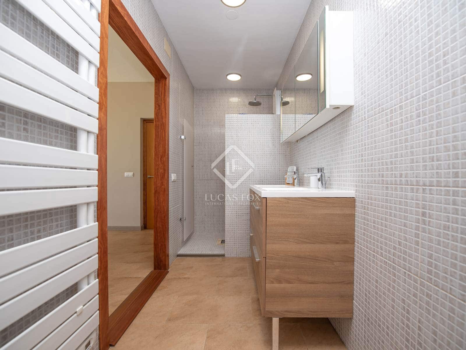 4 soveværelse Villa til salg i Santa Cristina d'Aro med swimmingpool - € 885.000 (Ref: 8323473)