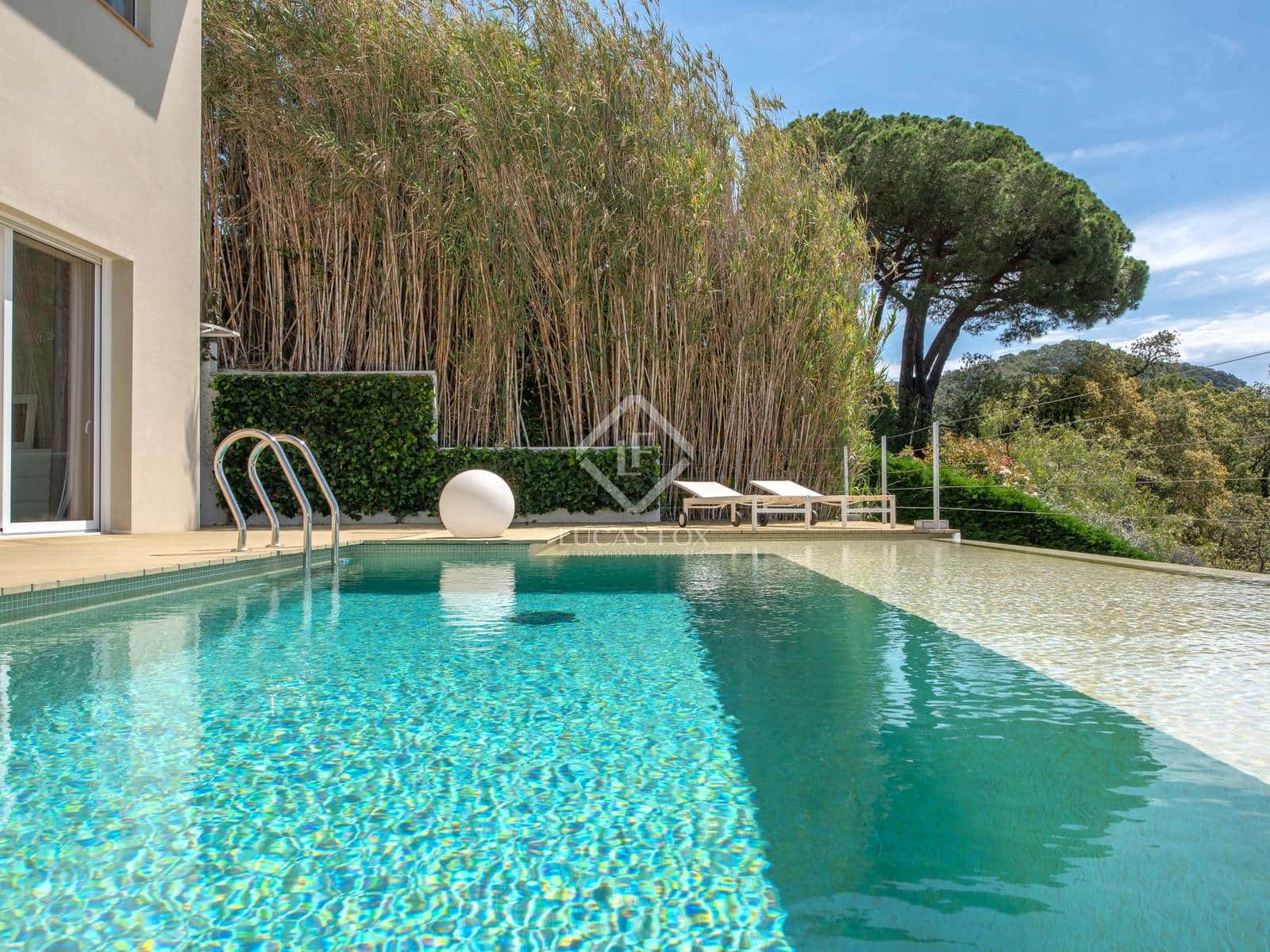 4 soveværelse Villa til salg i Santa Cristina d'Aro med swimmingpool - € 885.000 (Ref: 8323473)