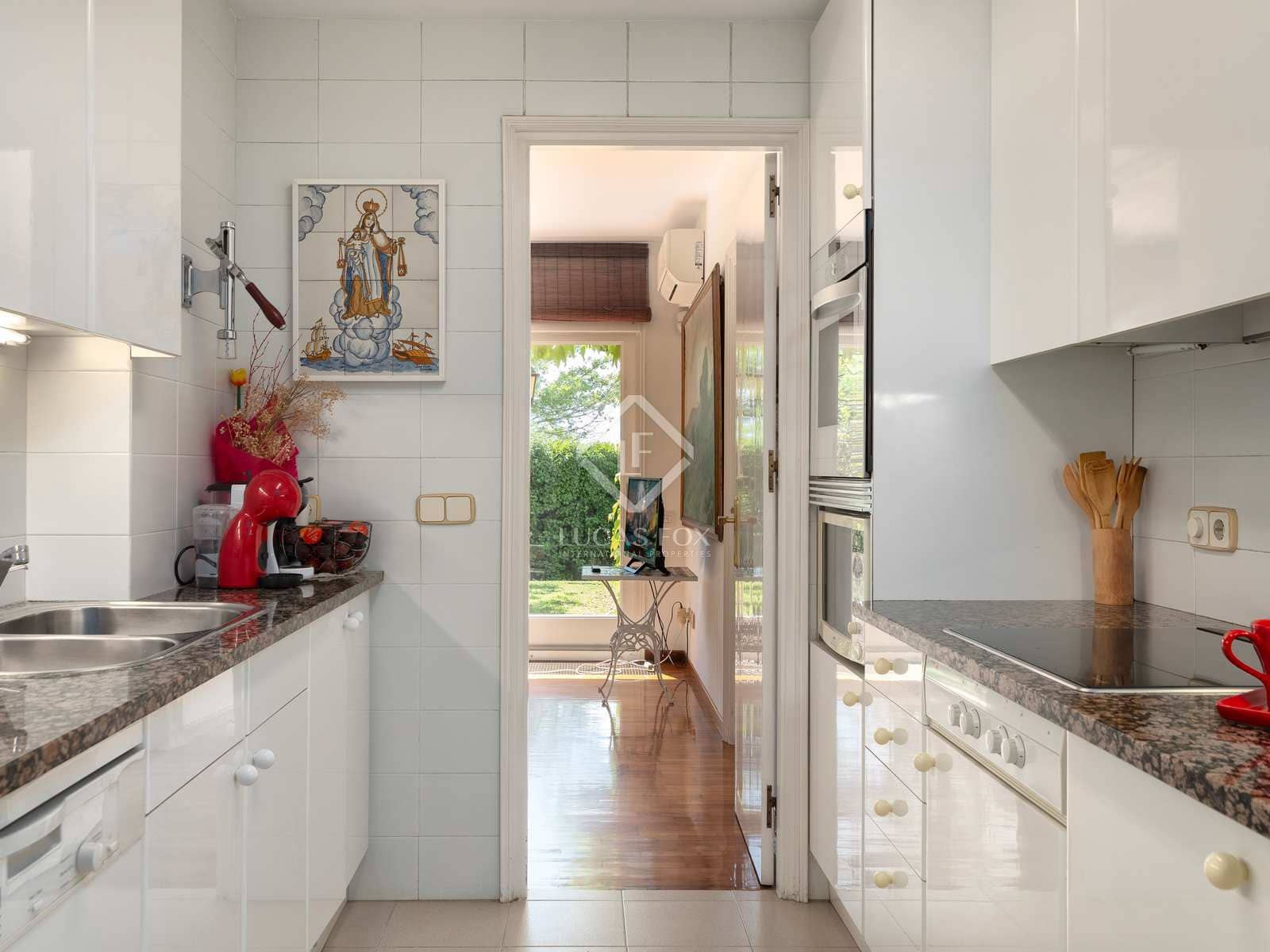 4 soveværelse Villa til salg i Girona by med garage - € 1.130.000 (Ref: 8329191)