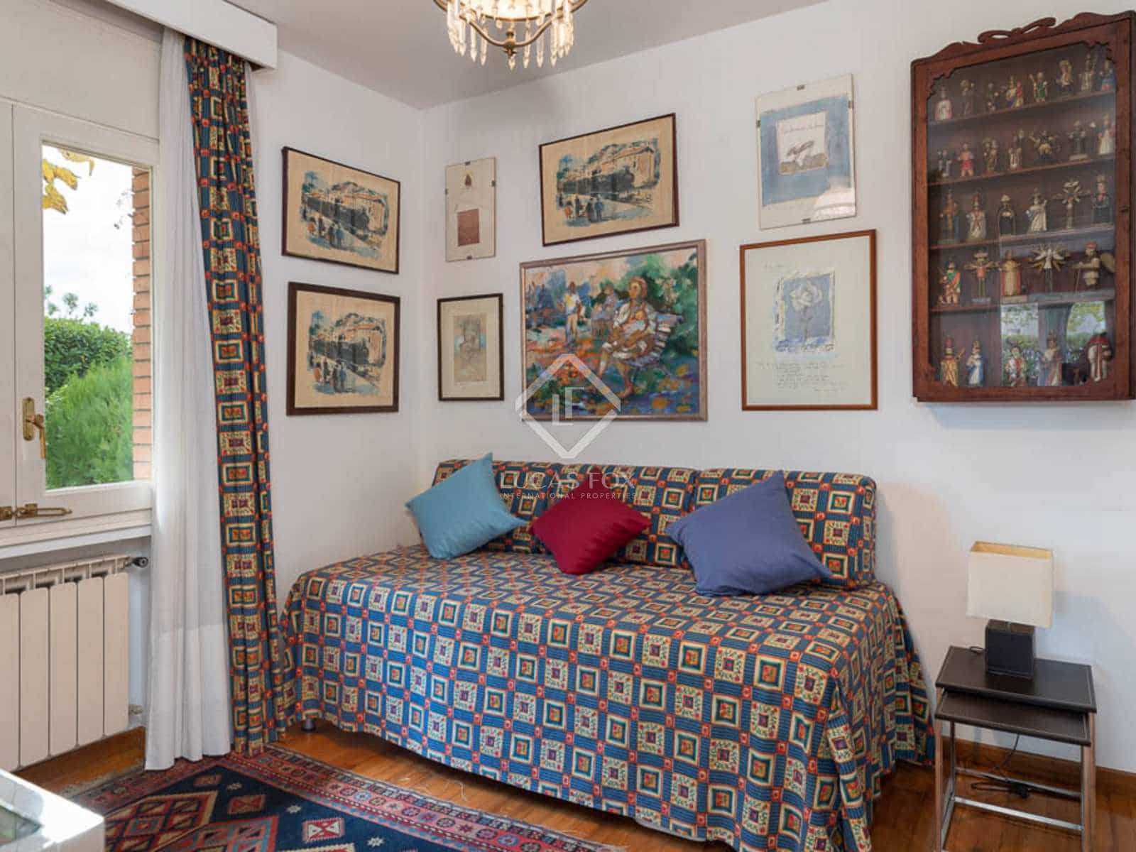 4 soveværelse Villa til salg i Girona by med garage - € 1.130.000 (Ref: 8329191)