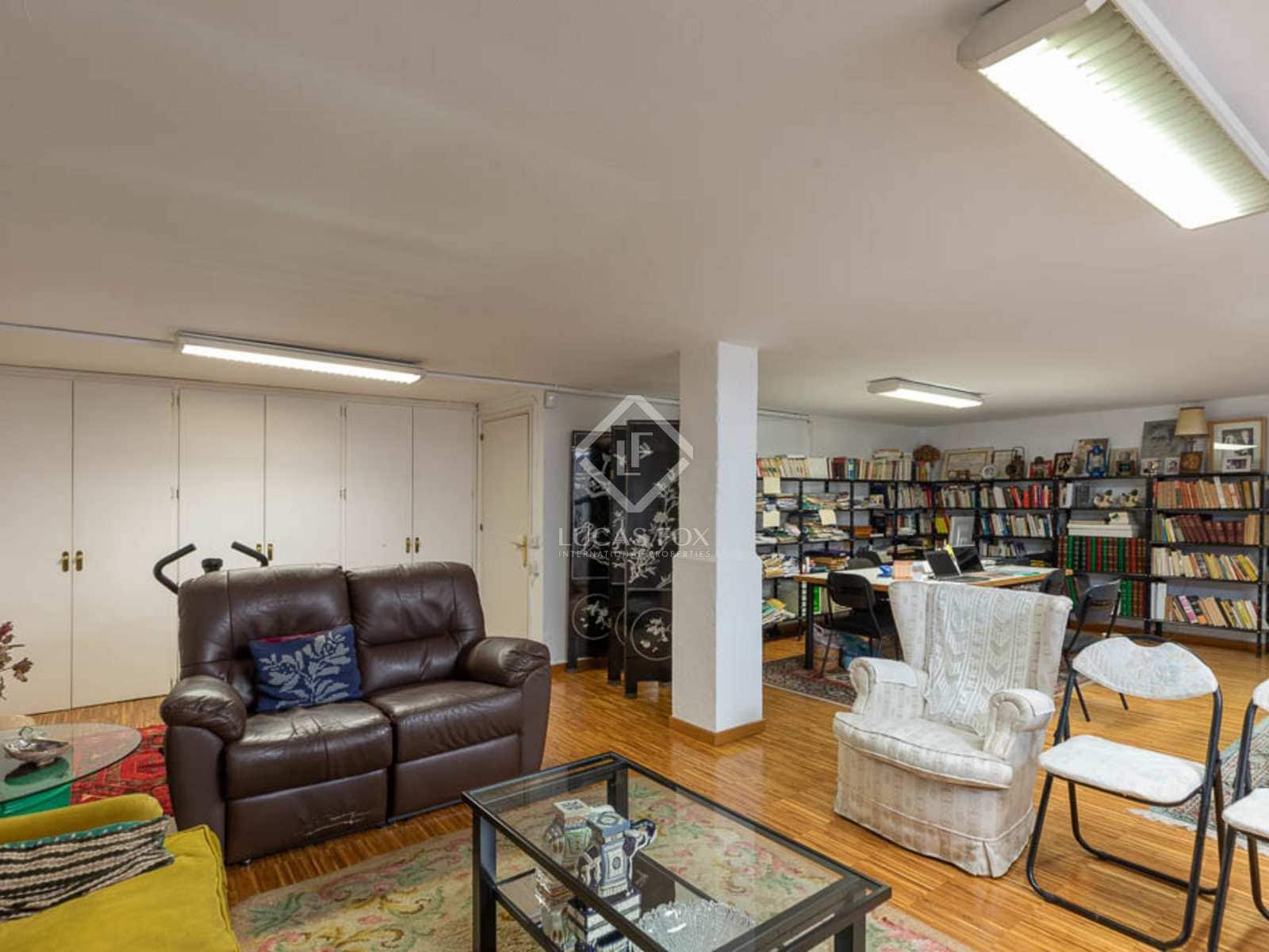 4 soveværelse Villa til salg i Girona by med garage - € 1.130.000 (Ref: 8329191)