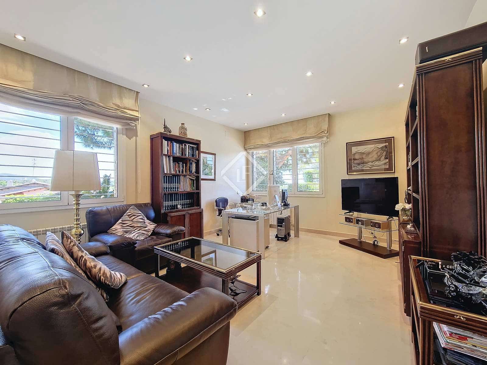 5 soveværelse Villa til salg i Vilanova i la Geltru med swimmingpool garage - € 2.100.000 (Ref: 8332616)