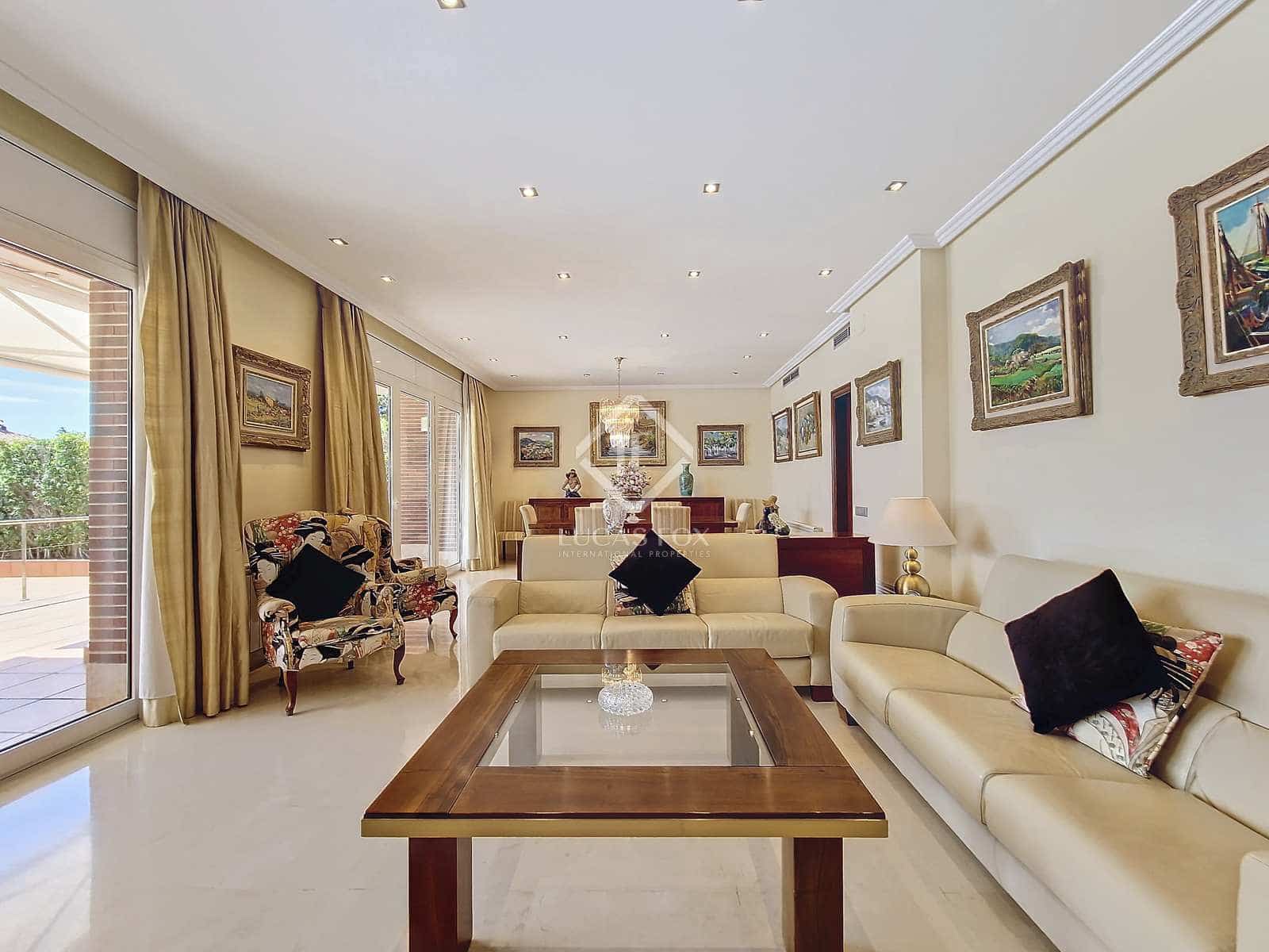 5 soveværelse Villa til salg i Vilanova i la Geltru med swimmingpool garage - € 2.100.000 (Ref: 8332616)