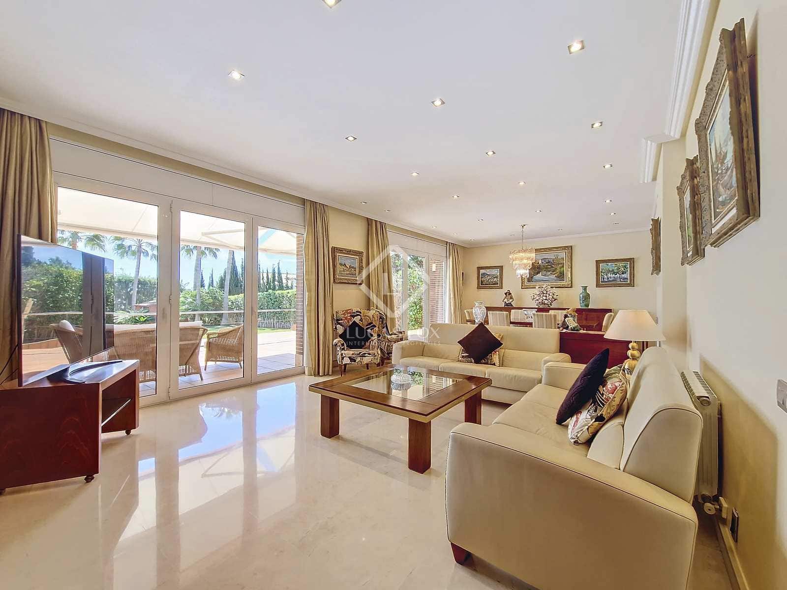 5 soveværelse Villa til salg i Vilanova i la Geltru med swimmingpool garage - € 2.100.000 (Ref: 8332616)