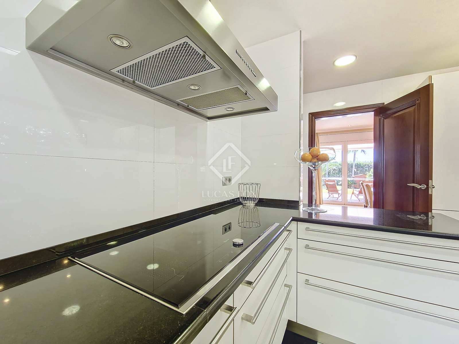 5 soveværelse Villa til salg i Vilanova i la Geltru med swimmingpool garage - € 2.100.000 (Ref: 8332616)