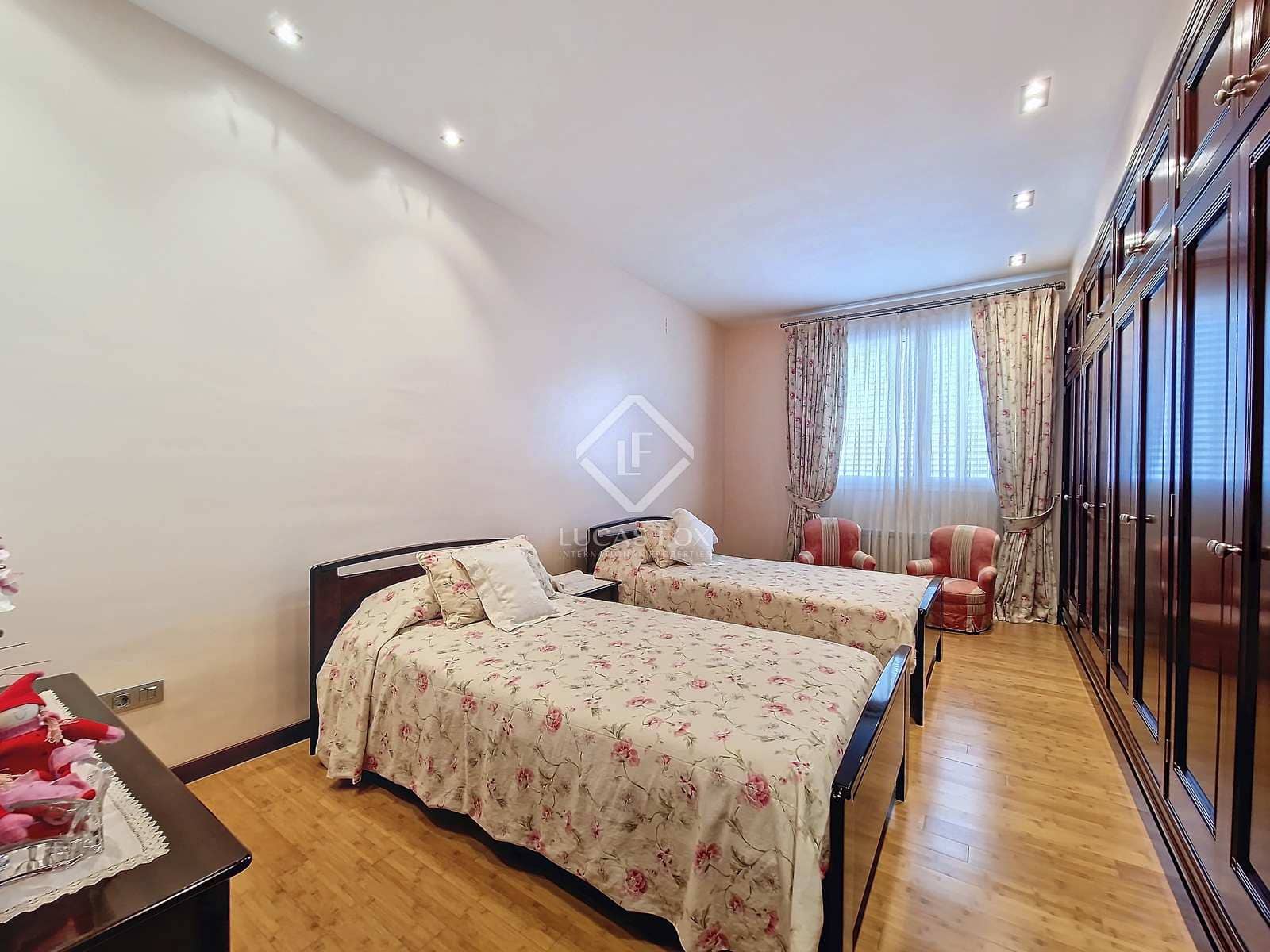 5 soveværelse Villa til salg i Vilanova i la Geltru med swimmingpool garage - € 2.100.000 (Ref: 8332616)