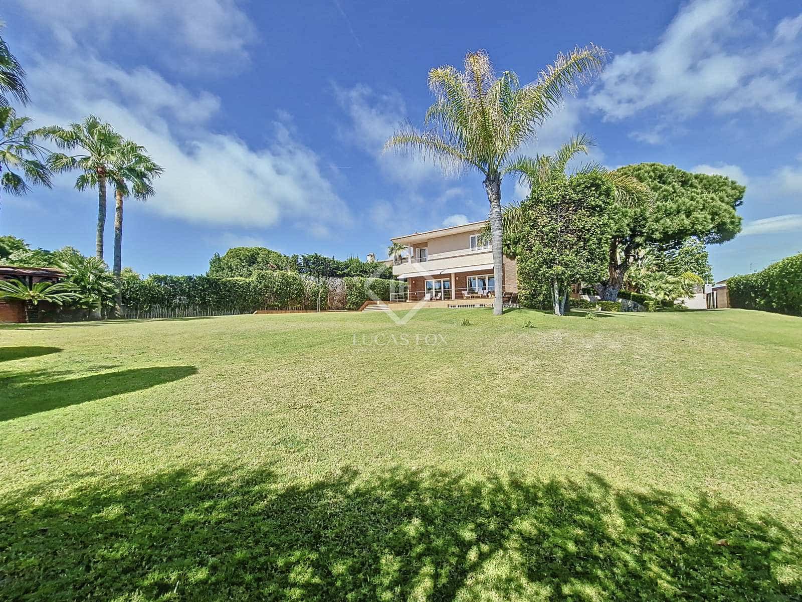 5 soveværelse Villa til salg i Vilanova i la Geltru med swimmingpool garage - € 2.100.000 (Ref: 8332616)