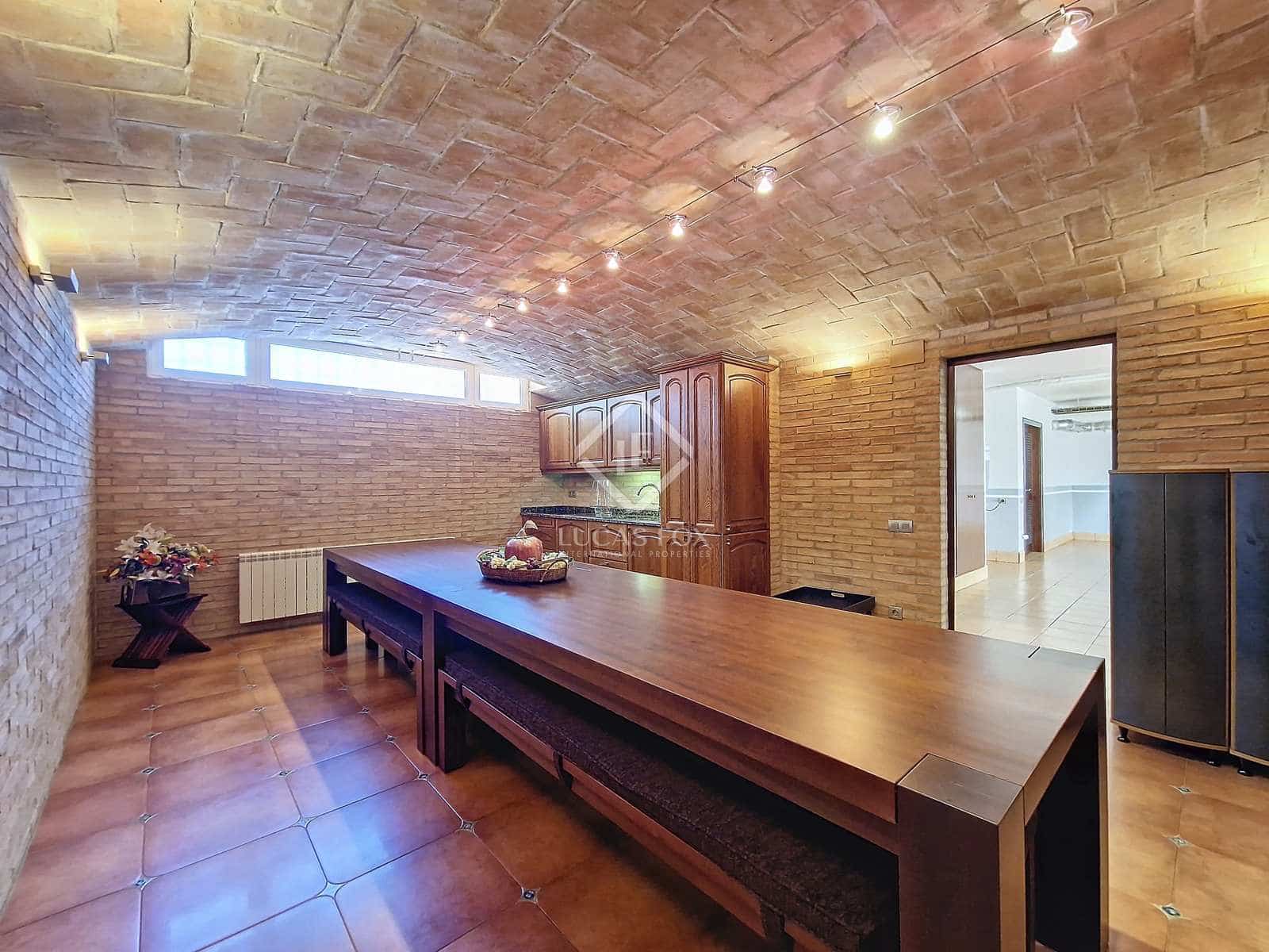 5 soveværelse Villa til salg i Vilanova i la Geltru med swimmingpool garage - € 2.100.000 (Ref: 8332616)