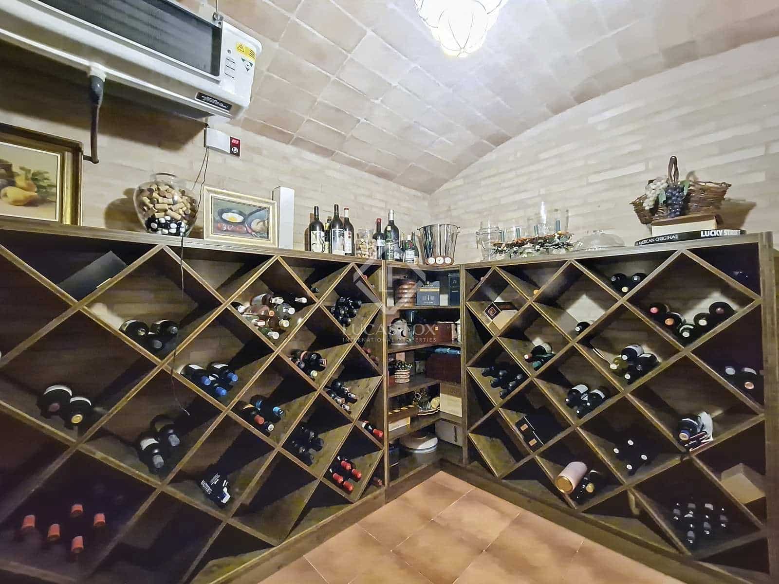 5 soveværelse Villa til salg i Vilanova i la Geltru med swimmingpool garage - € 2.100.000 (Ref: 8332616)