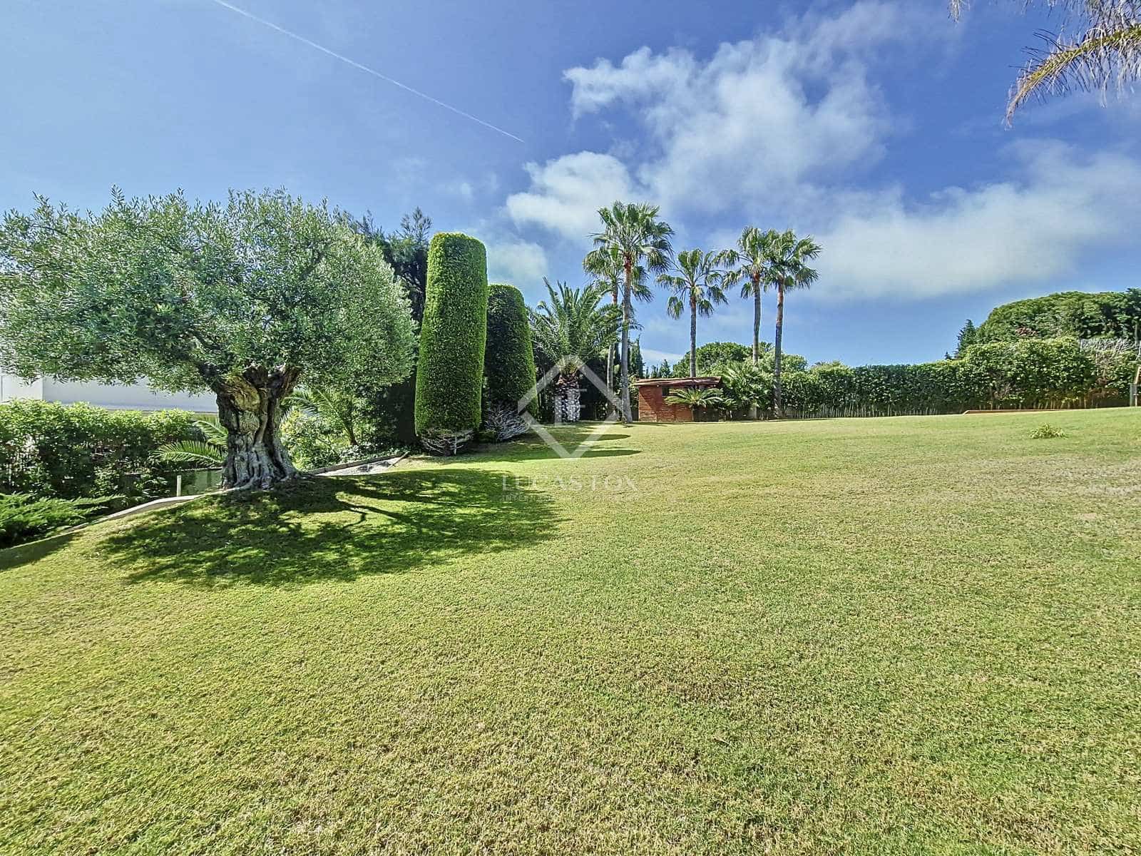 5 soveværelse Villa til salg i Vilanova i la Geltru med swimmingpool garage - € 2.100.000 (Ref: 8332616)