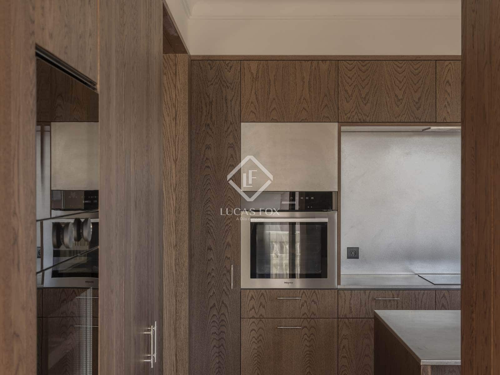 4 slaapkamer Appartement te koop in Barcelona stad - € 1.850.000 (Ref: 8332968)