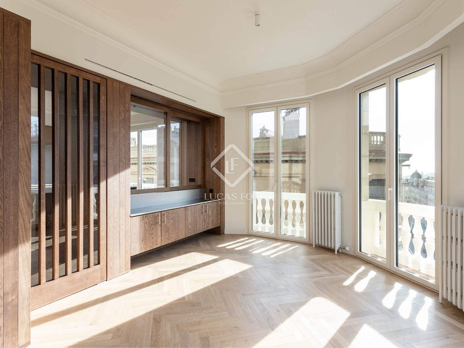 4 slaapkamer Appartement te koop in Barcelona stad - € 1.850.000 (Ref: 8332968)