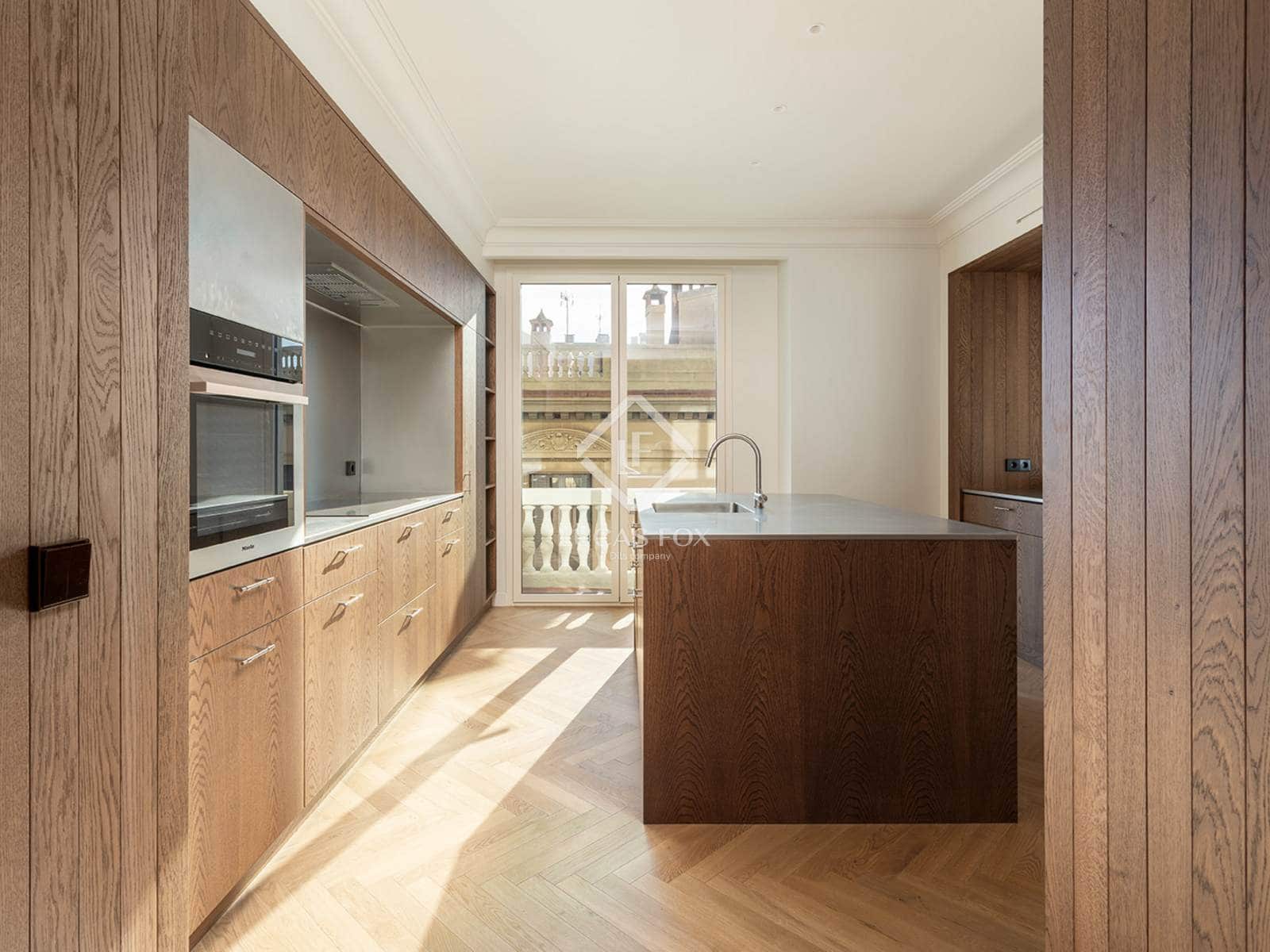4 slaapkamer Appartement te koop in Barcelona stad - € 1.850.000 (Ref: 8332968)
