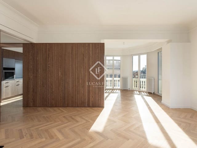 4 slaapkamer Appartement te koop in Barcelona stad - € 1.850.000 (Ref: 8332968)