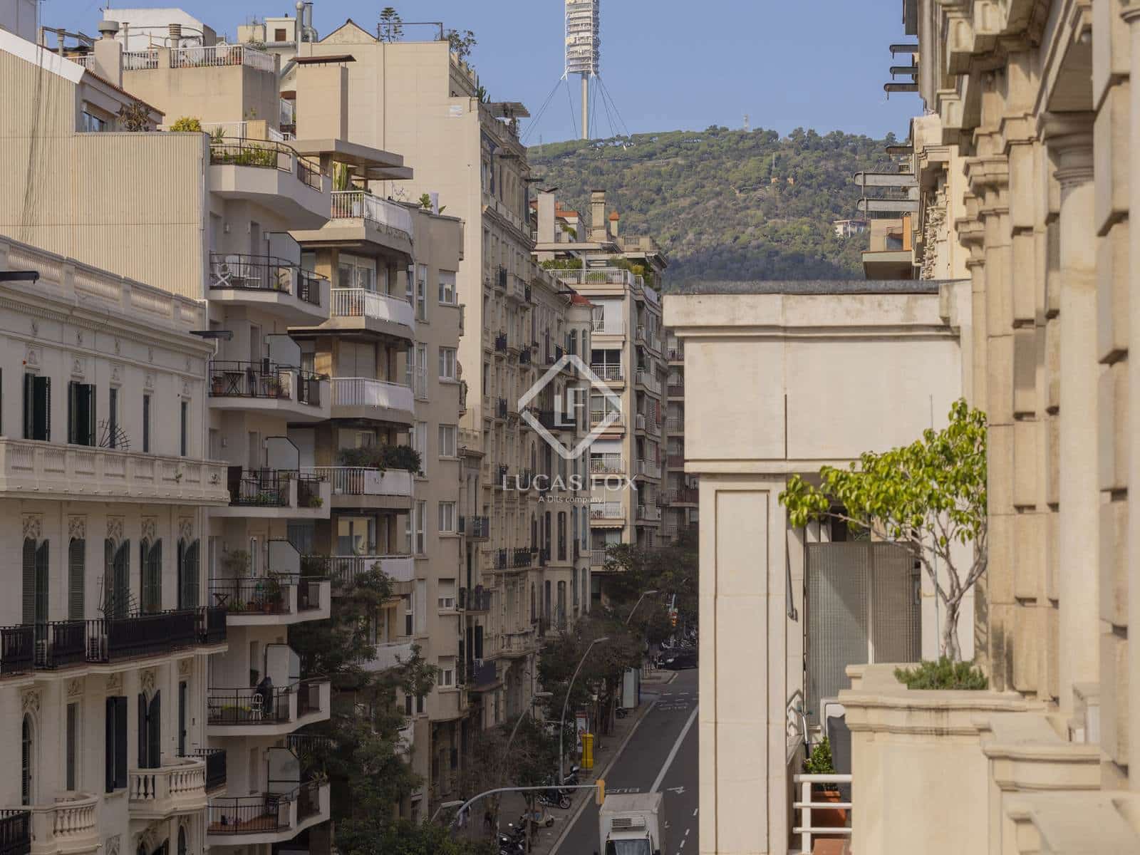 4 slaapkamer Appartement te koop in Barcelona stad - € 1.850.000 (Ref: 8332968)