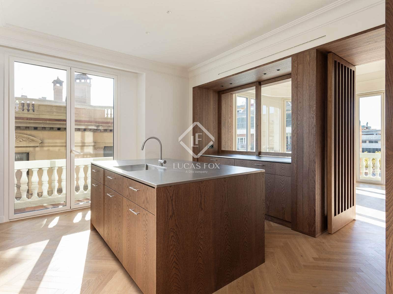 4 slaapkamer Appartement te koop in Barcelona stad - € 1.850.000 (Ref: 8332968)