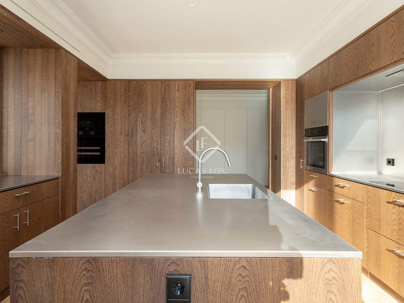 4 slaapkamer Appartement te koop in Barcelona stad - € 1.850.000 (Ref: 8332968)