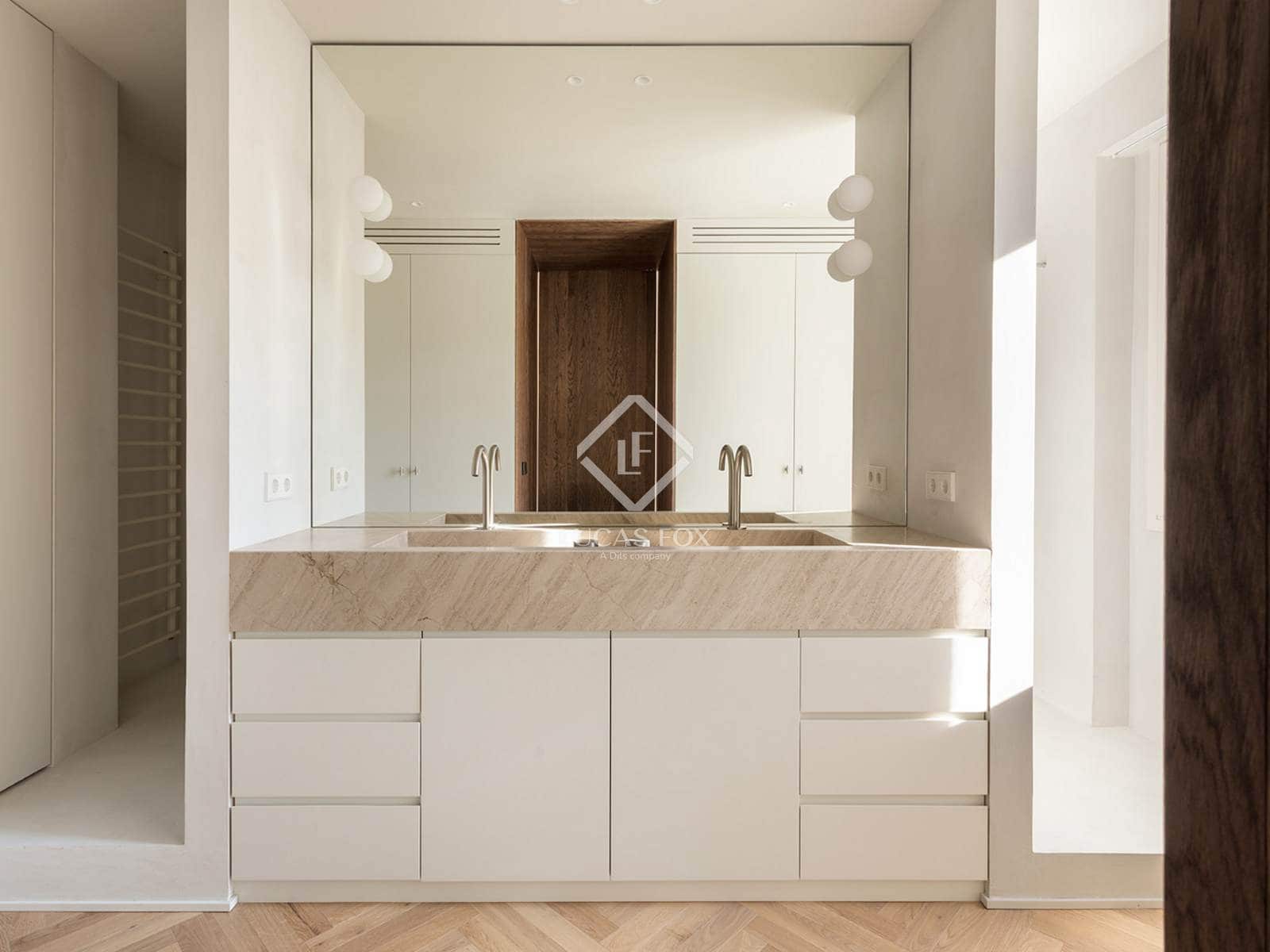 4 slaapkamer Appartement te koop in Barcelona stad - € 1.850.000 (Ref: 8332968)