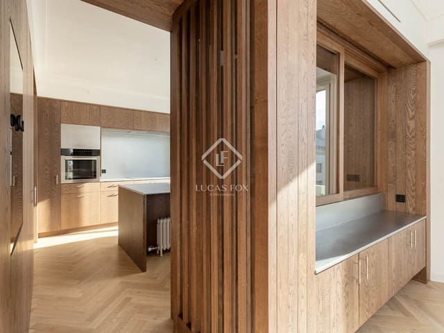 4 slaapkamer Appartement te koop in Barcelona stad - € 1.850.000 (Ref: 8332968)