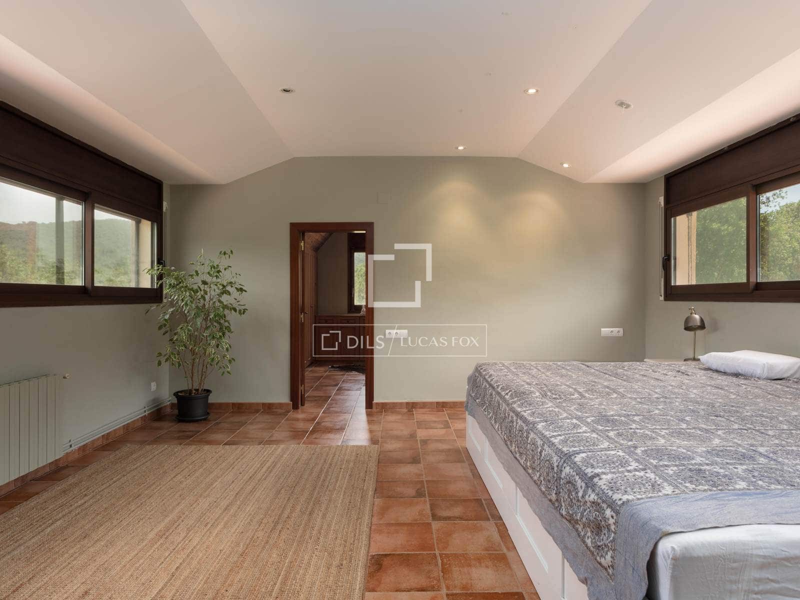 6 soveværelse Villa til salg i Santa Cristina d'Aro med swimmingpool garage - € 995.000 (Ref: 8334394)