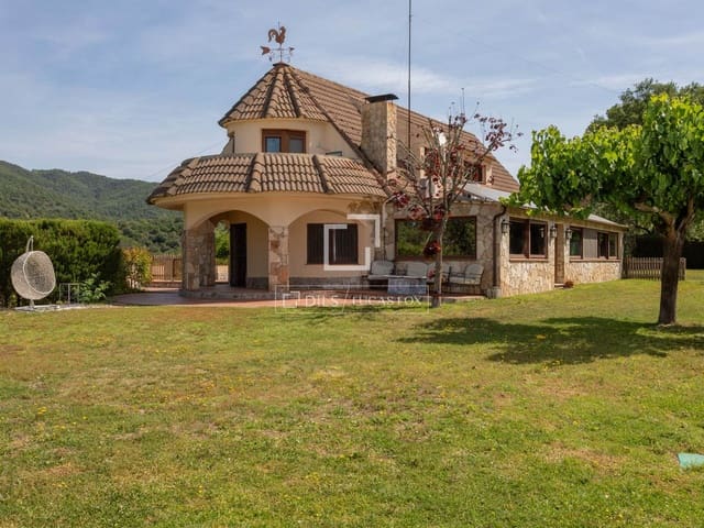 6 soverom Villa til salgs i Santa Cristina d'Aro med svømmebasseng garasje - € 995 000 (Ref: 8334394)