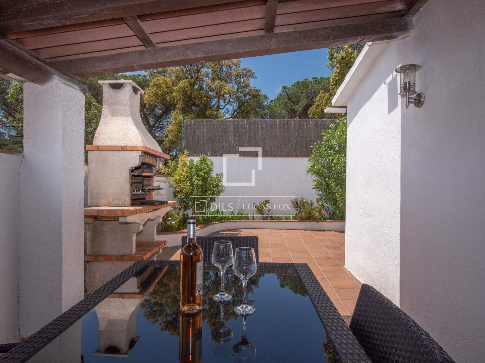 9 soverom Villa til salgs i Santa Cristina d'Aro med svømmebasseng garasje - € 1 600 000 (Ref: 8334395)
