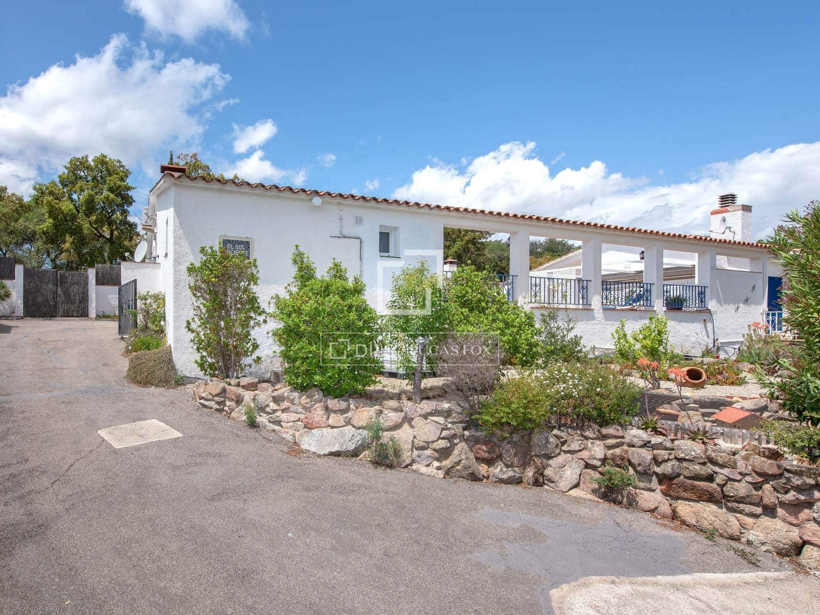 9 soverom Villa til salgs i Santa Cristina d'Aro med svømmebasseng garasje - € 1 600 000 (Ref: 8334395)