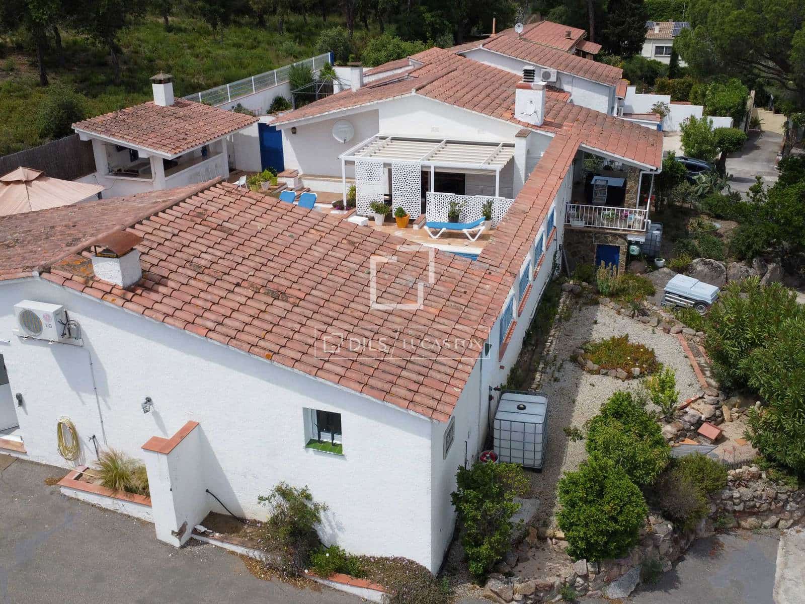 9 soverom Villa til salgs i Santa Cristina d'Aro med svømmebasseng garasje - € 1 600 000 (Ref: 8334395)