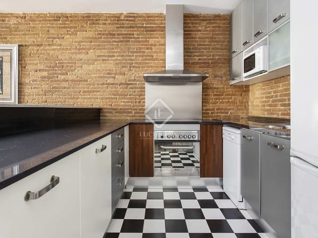 2 makuuhuone Huoneisto vuokrattavana paikassa Barcelona kaupunki - 2 800 € (Ref: 8335501)