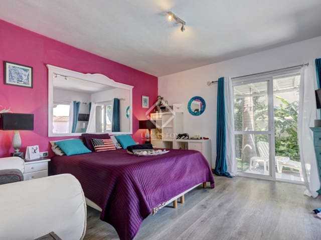 5 chambre Villa/Maison à vendre à Estepona avec piscine garage - 730 000 € (Ref: 8337164)