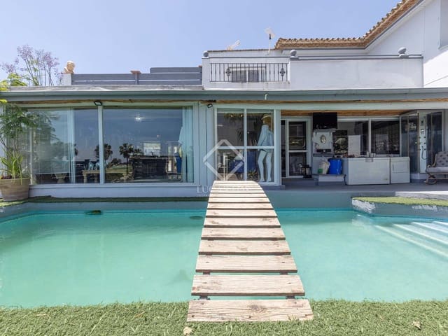5 chambre Villa/Maison à vendre à Estepona avec piscine garage - 730 000 € (Ref: 8337164)