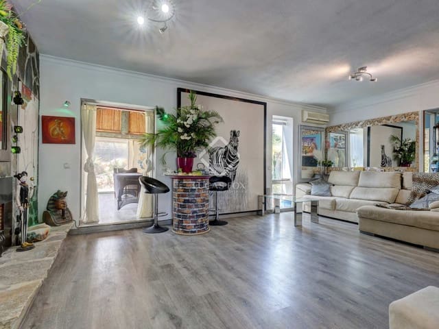 5 chambre Villa/Maison à vendre à Estepona avec piscine garage - 730 000 € (Ref: 8337164)