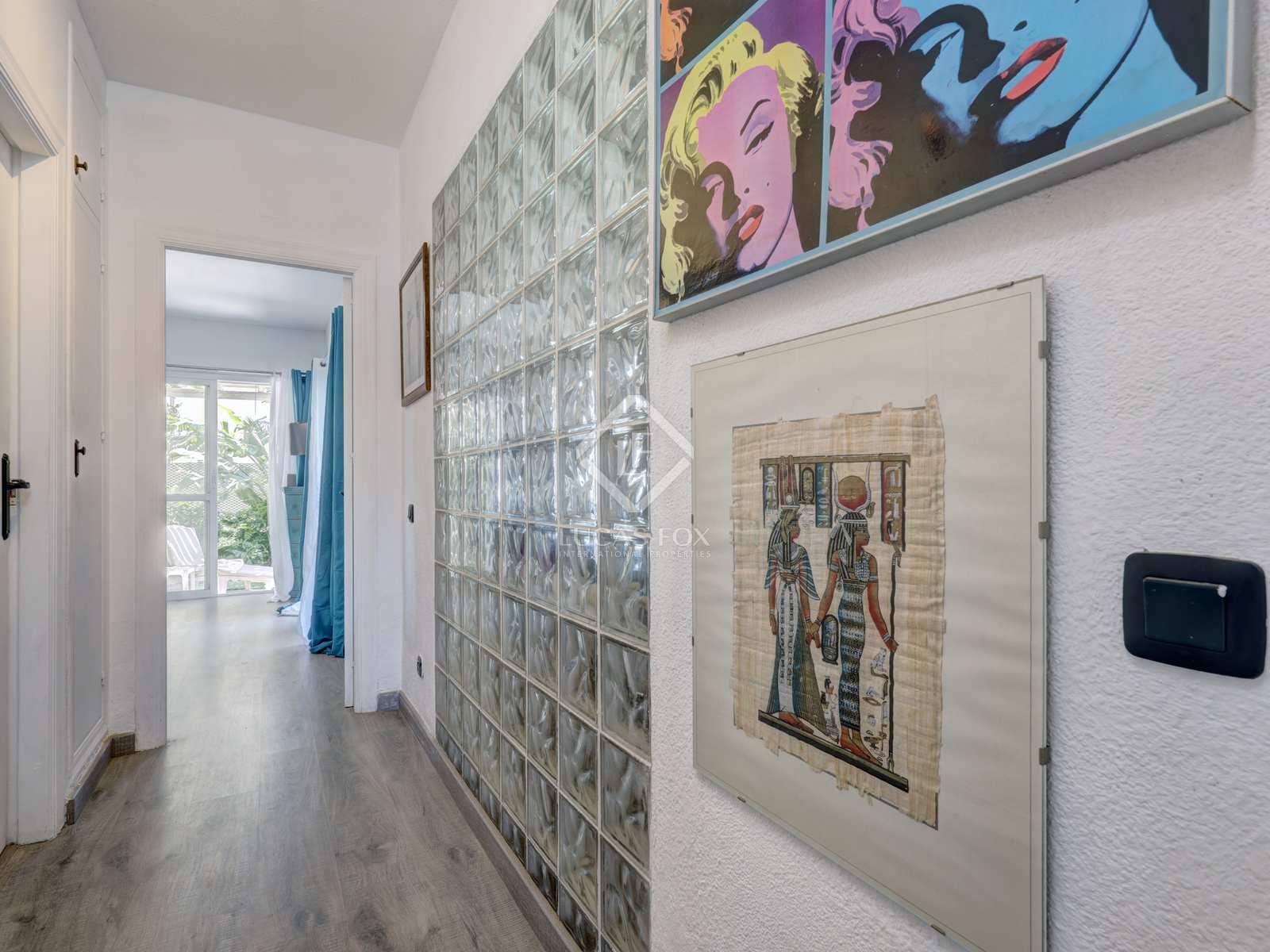 5 bedroom Villa for sale in Estepona with pool garage - € 730,000 (Ref: 8337164)