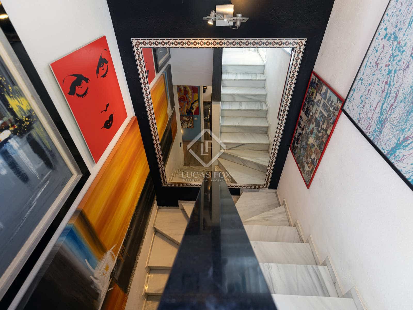 5 bedroom Villa for sale in Estepona with pool garage - € 730,000 (Ref: 8337164)