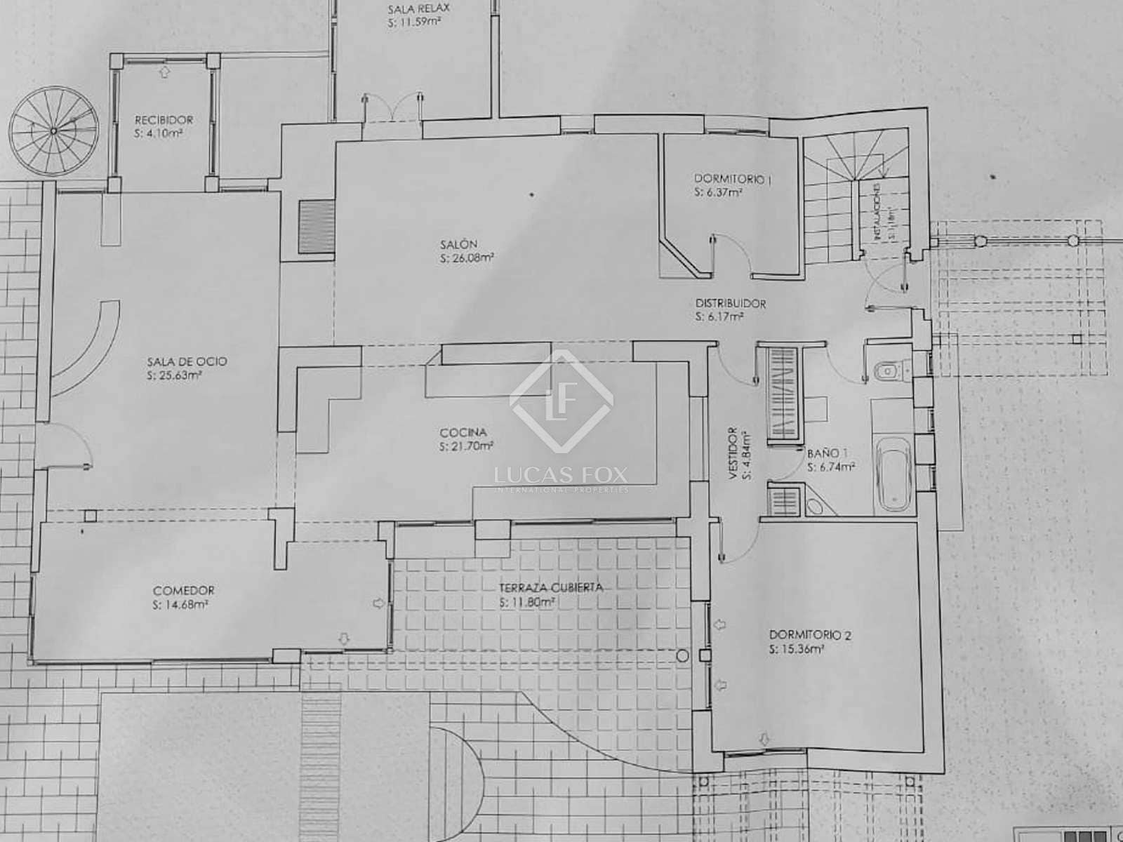 5 bedroom Villa for sale in Estepona with pool garage - € 730,000 (Ref: 8337164)