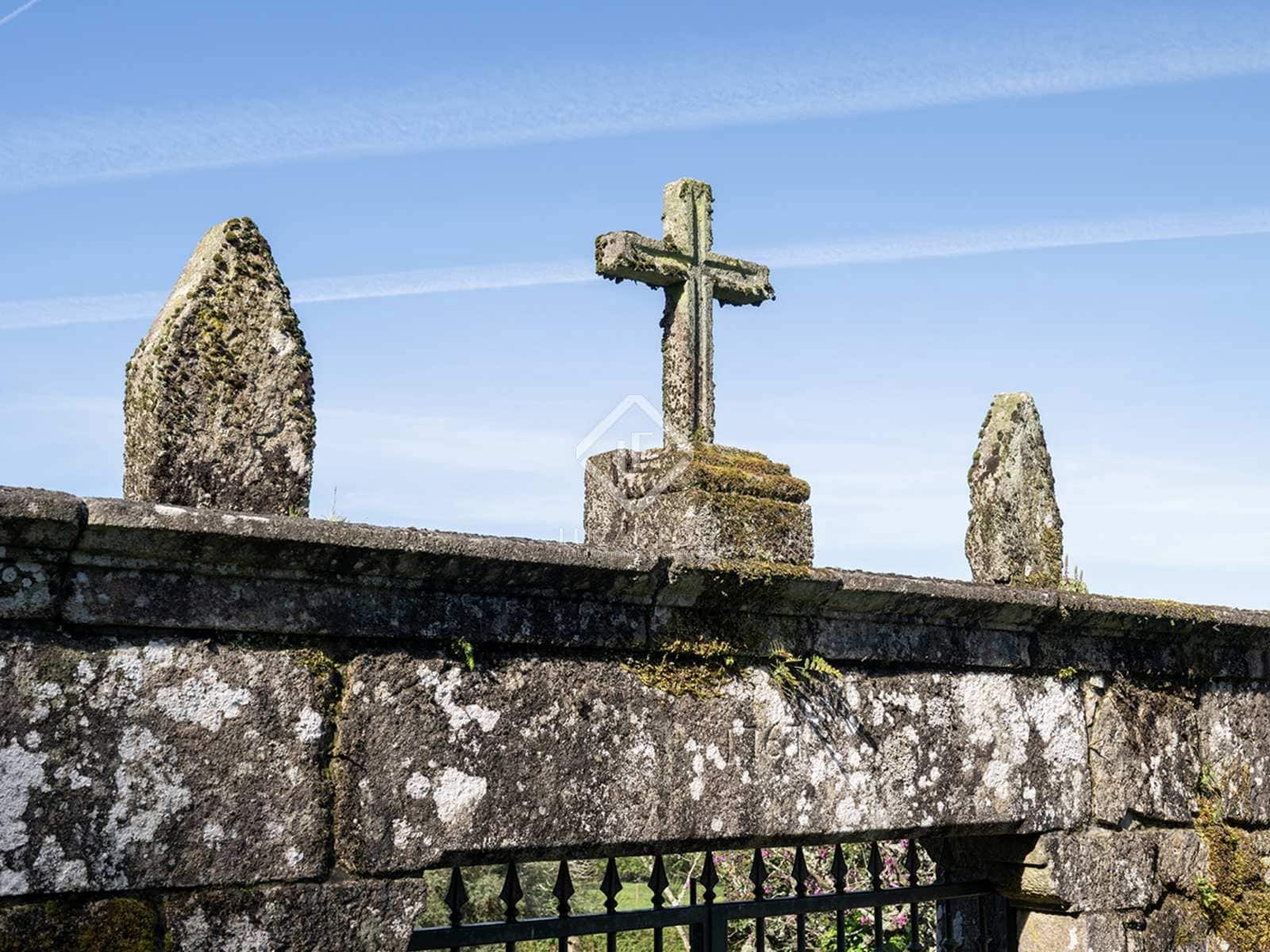 6 slaapkamer Villa te koop in Morana met garage - € 690.000 (Ref: 8340307)