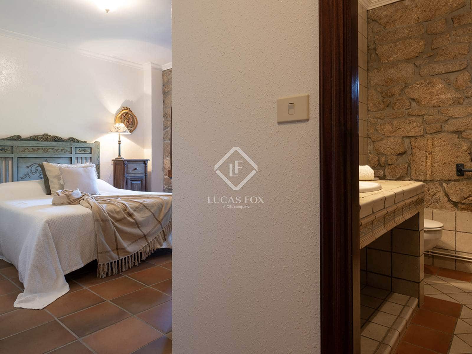 6 slaapkamer Villa te koop in Morana met garage - € 690.000 (Ref: 8340307)