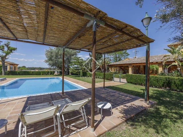 5 bedroom Finca/Country House for sale in Bétera with pool garage - € 1,500,000 (Ref: 8341826)