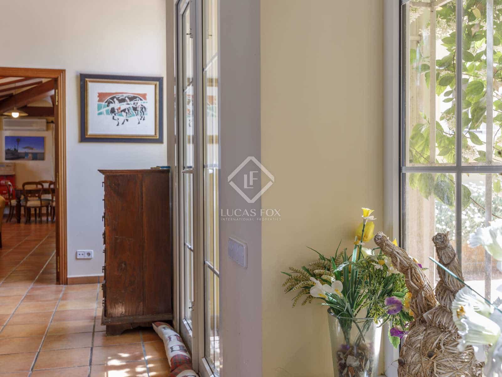 5 soveværelse Finca/Landehus til salg i Betera med swimmingpool garage - € 1.500.000 (Ref: 8341826)