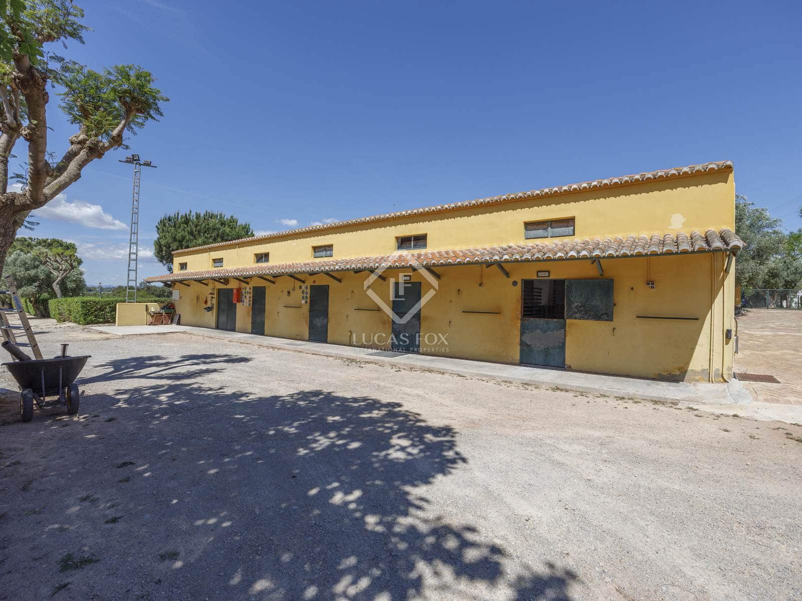 5 soveværelse Finca/Landehus til salg i Betera med swimmingpool garage - € 1.500.000 (Ref: 8341826)