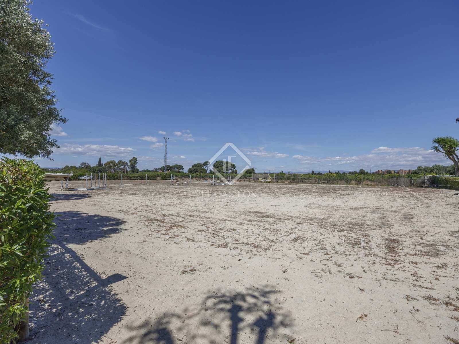 5 soveværelse Finca/Landehus til salg i Betera med swimmingpool garage - € 1.500.000 (Ref: 8341826)