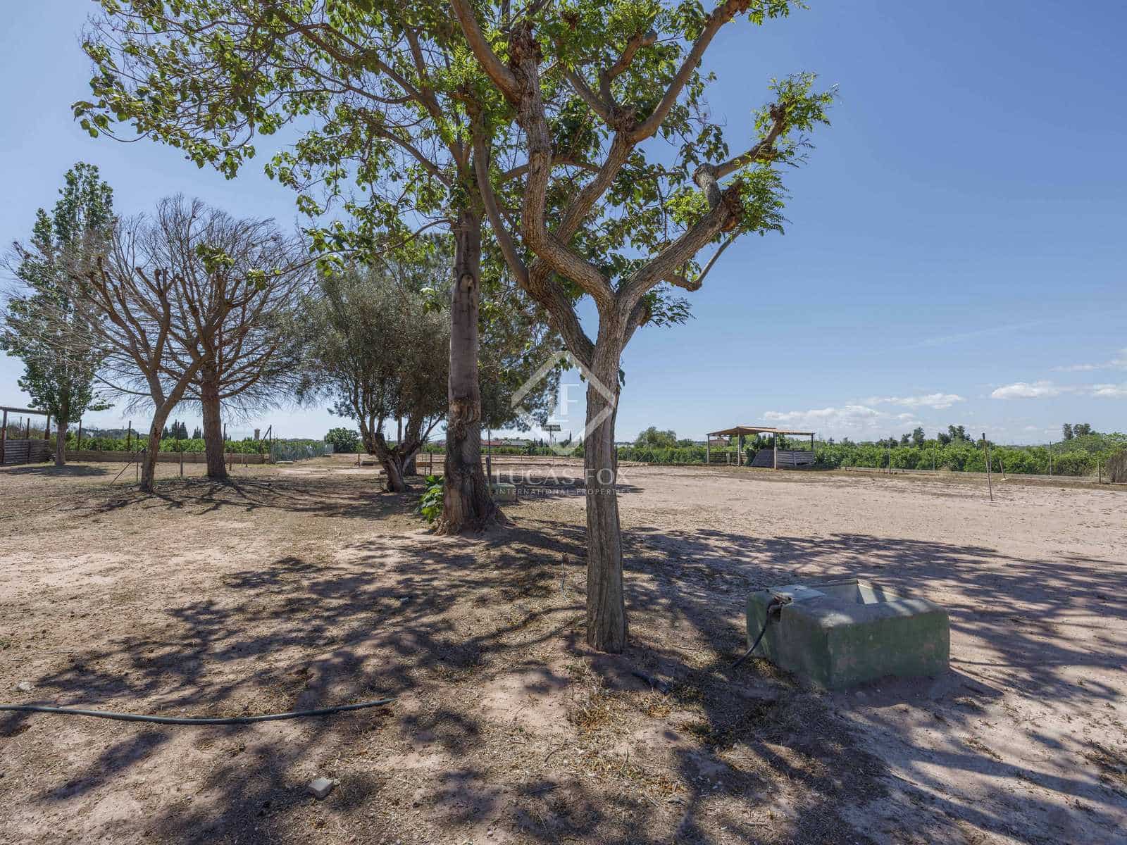 5 soveværelse Finca/Landehus til salg i Betera med swimmingpool garage - € 1.500.000 (Ref: 8341826)